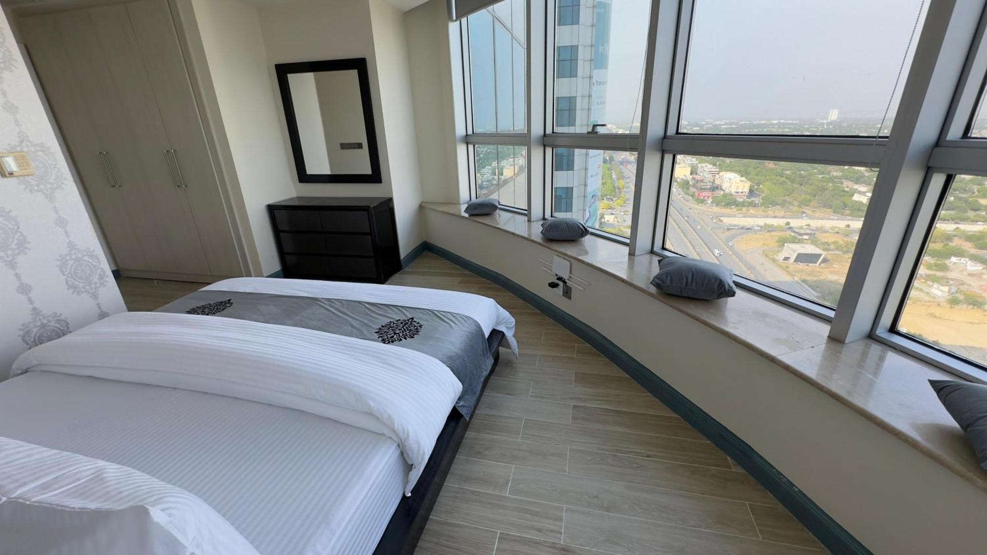 Centaurus Apartments 伊斯兰堡 外观 照片