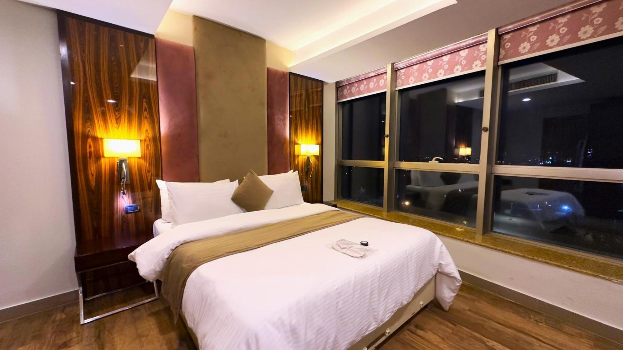 Centaurus Apartments 伊斯兰堡 外观 照片