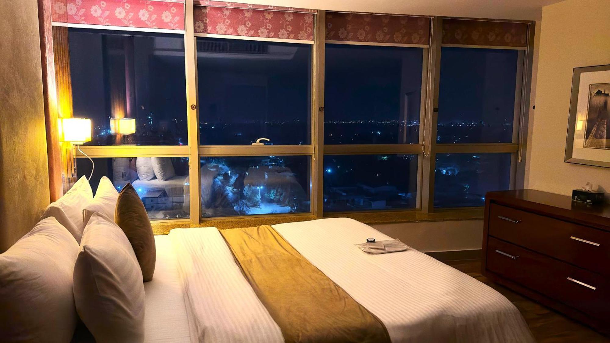Centaurus Apartments 伊斯兰堡 外观 照片